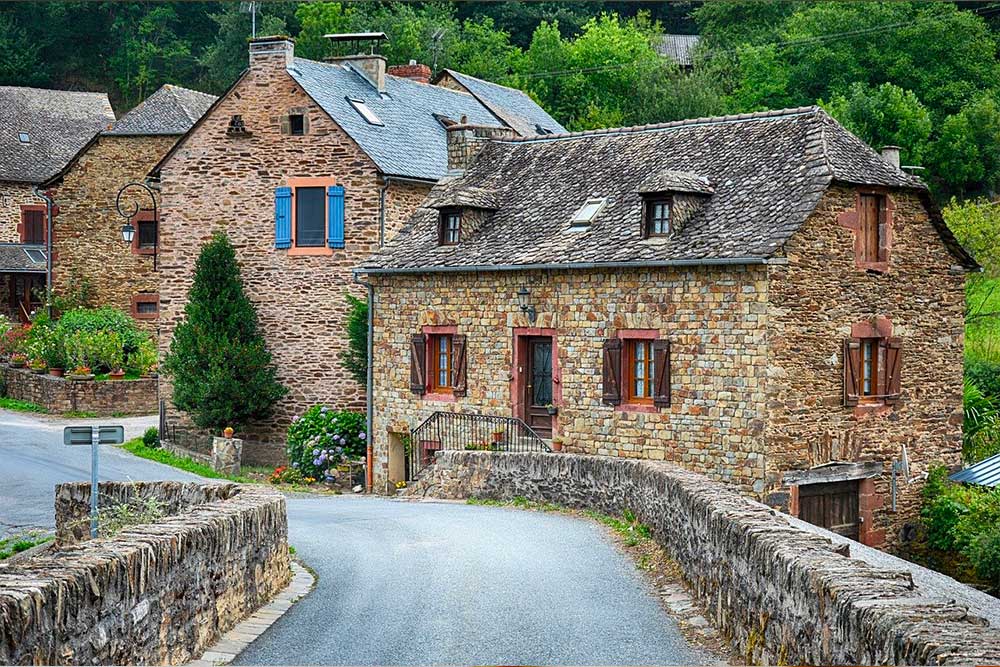 Città pittoresche vicino Parigi