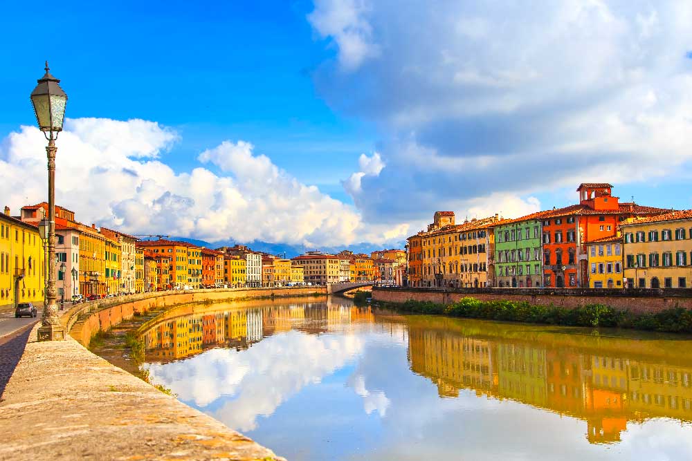 passeggiata lungo il fiume Arno