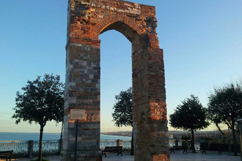 Torre di Numana