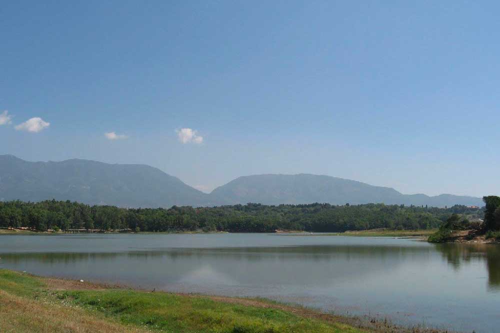 lago artificiale Tirana